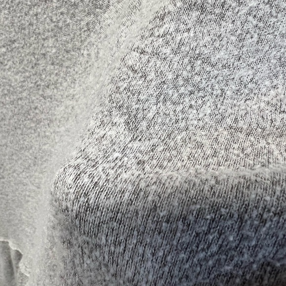 Cute Peplum Top! - Picture 3 of 5